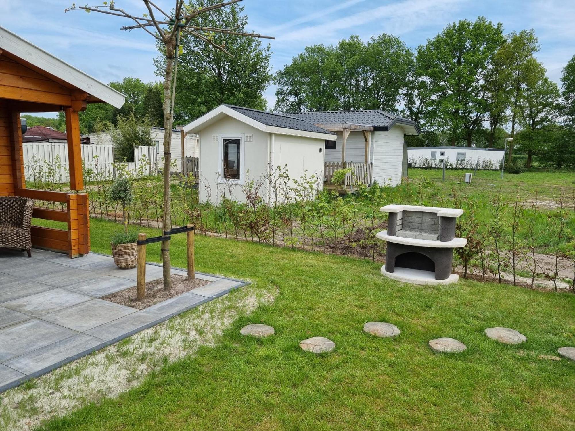 Nieuw - Luxe Blokhut Chalet In Bosrijke Omgeving Anloo Luaran gambar